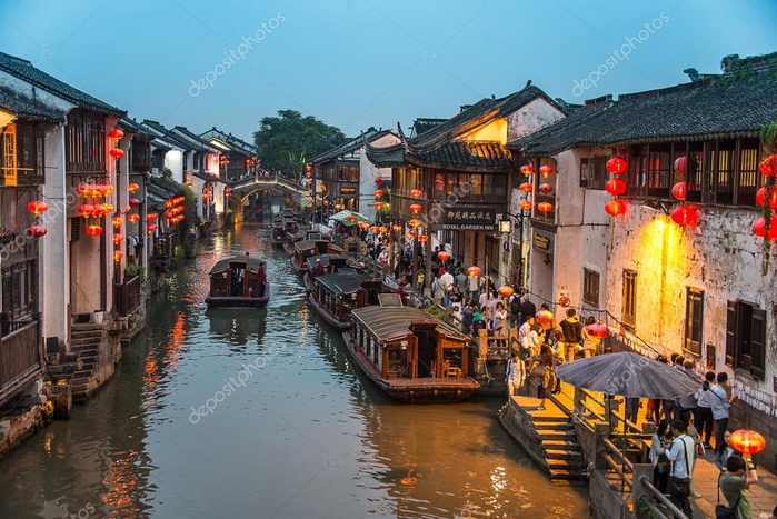 depositphotos_90071714-stock-photo-suzhouchina-oct-04-suzhou-town (700x467, 396Kb)