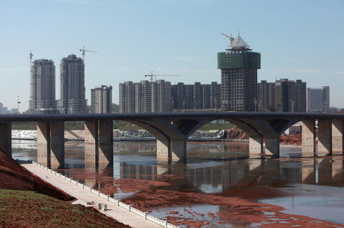 river-china-ghost-city (700x464, 290Kb)