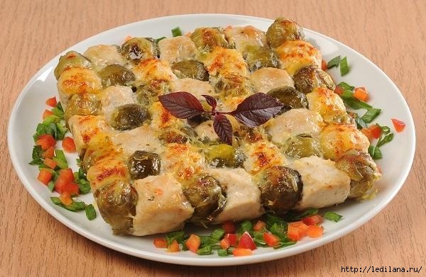 «Шарики» под сыром из брюссельской капусты и куриного фарша 3925311_Shariki_pod_sirom (600x391, 156Kb)