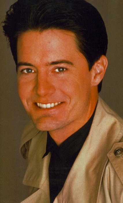 kinopoisk.ru-Kyle-MacLachlan-2713905 (426x700, 81Kb)