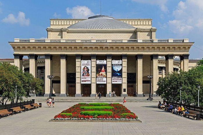 teatr-opery-baleta-novosibirsk (700x466, 382Kb)