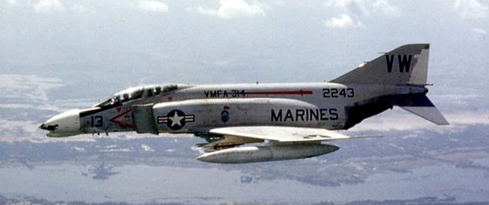 0000HoftenF-4B_VMFA-314_1968 (700x294, 168Kb)