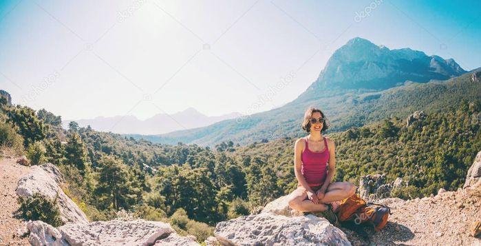 depositphotos_254653108-stock-photo-girl-at-the-top-of (700x357, 58Kb)