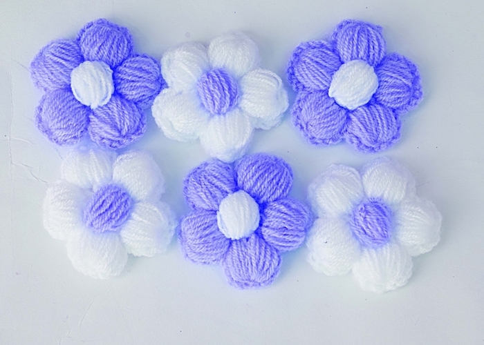 3899041_CrochetLovelyPuffFlowers2 (700x500, 224Kb)