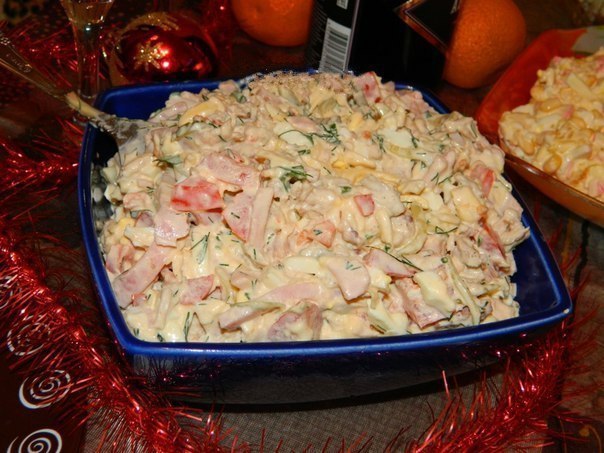 Новогодний праздничный салат