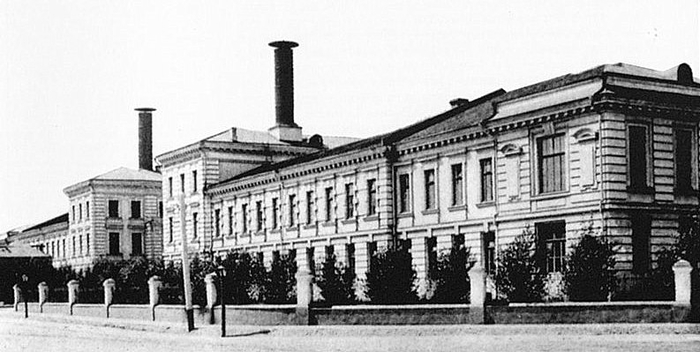 0-0 Здание Факультетских клиник на Девичьем поле (1890) (700x352, 162Kb)