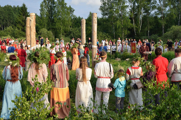russia-traditions-ivan-kupala (700x466, 542Kb)