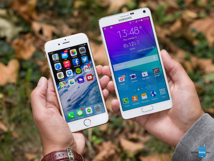 Samsung-Galaxy-Note-4-vs-Apple-iPhone-6-01 (700x525, 135Kb)