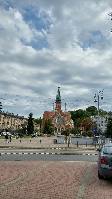       /3963863_20210801_dnevnik_linikord_pyteshestviya_krakov_kostel_sv_iosifa_1 (394x700, 105Kb)