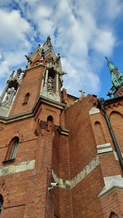         /3963863_20210808_dnevnik_linikord_pyteshestviya_krakov_kostel_sv_iosifa_statyi_svyatih_4 (394x700, 140Kb)