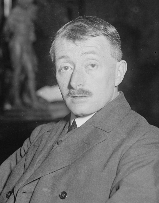 John_Edward_Masefield_in_1916 (547x700, 199Kb)