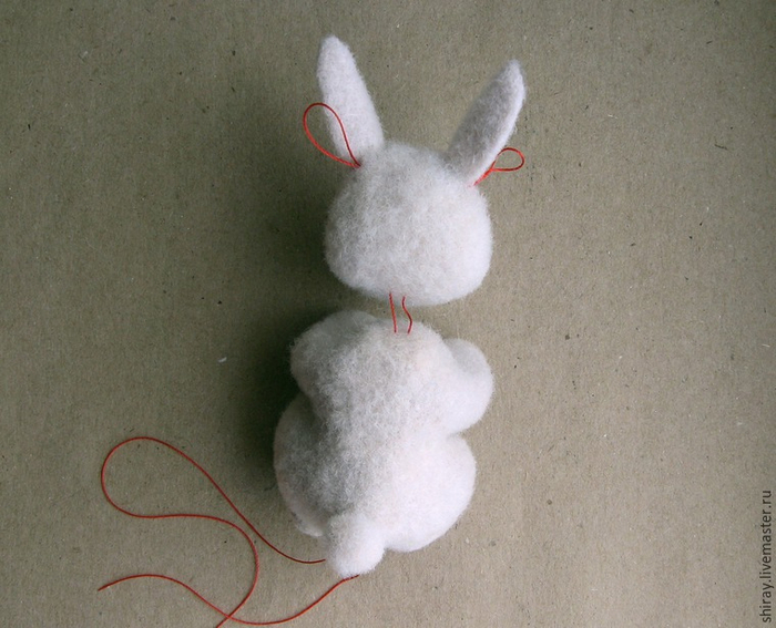 Пасхальный кролик в технике валяние из шерсти (1) (700x567, 353Kb)