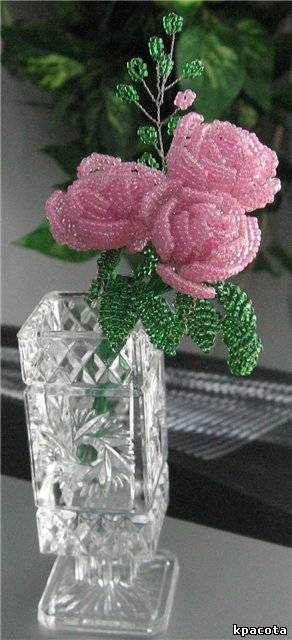 Розовые розы из бисера. Мастер-класс (1) (292x640, 122Kb)