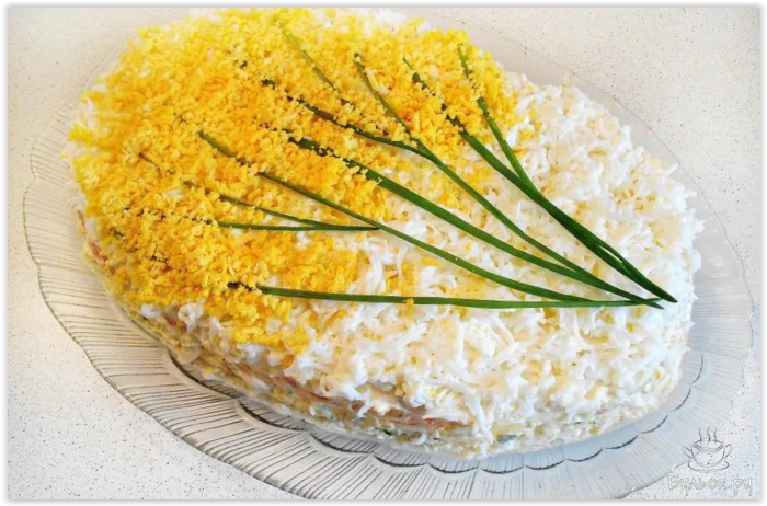 Новогодняя классика: идеальный рецепт салата «Мимоза» от гуру кулинарии | MARIECLAIRE