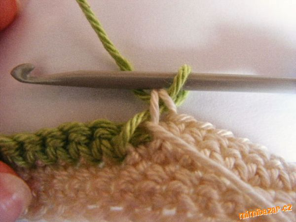 Вязание крючком. Фото МК смены цвета ниток (10) (600x450, 152Kb)