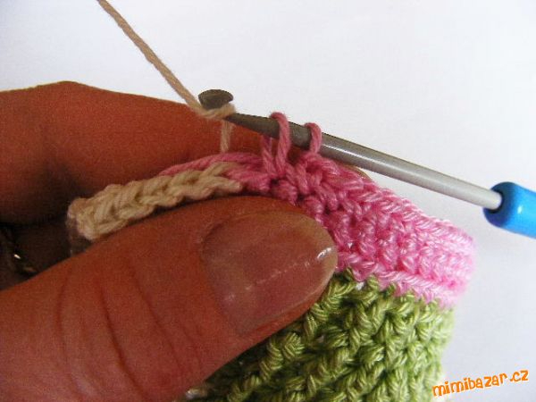 Вязание крючком. Фото МК смены цвета ниток (18) (600x450, 147Kb)