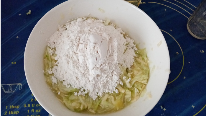 add flour (700x393, 240Kb)