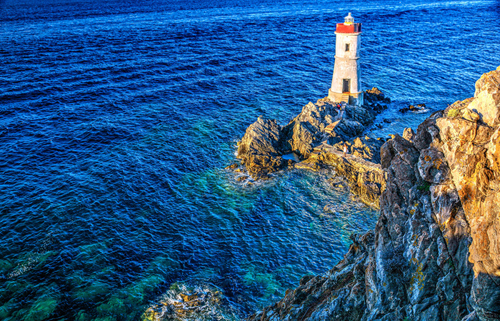 4897960_Italy_Sea_Lighthouses_Sardinia_Crag_HDR_605890_1280x823 (700x450, 419Kb)