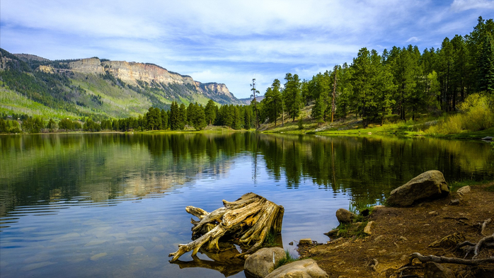 Landscape of Haviland Lake during sunny weather, Durango, Colorado, USA (700x393, 375Kb)