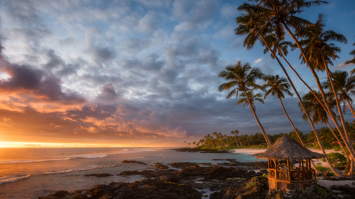 Sunset on the tropical island of Upolu, Samoa (700x393, 354Kb)