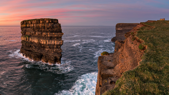Dún Briste sea stack at Downpatrick Head, County Mayo, Wild Atlantic Way, Ireland (700x393, 357Kb)