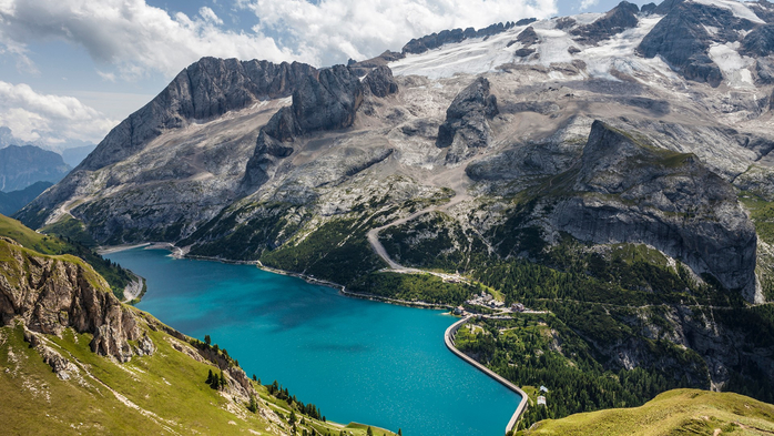 Fedaia Pass with lake at the foot of Marmolada, Dolomites, Italy (700x393, 386Kb)