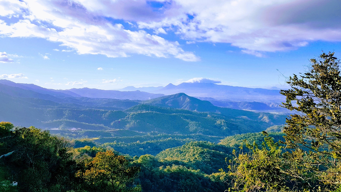 Forest and mountains against sky, La Libertad, El Salvador (700x393, 392Kb)