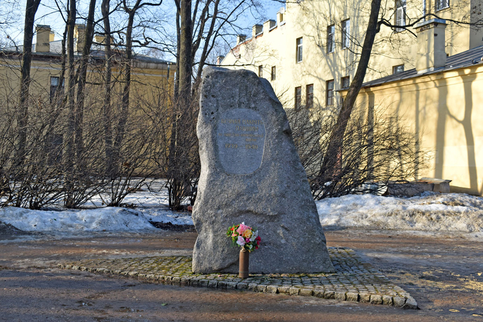 3-мар-2024,-памятник-павшим-в-сов-финской-войне-(1) (700x467, 507Kb)