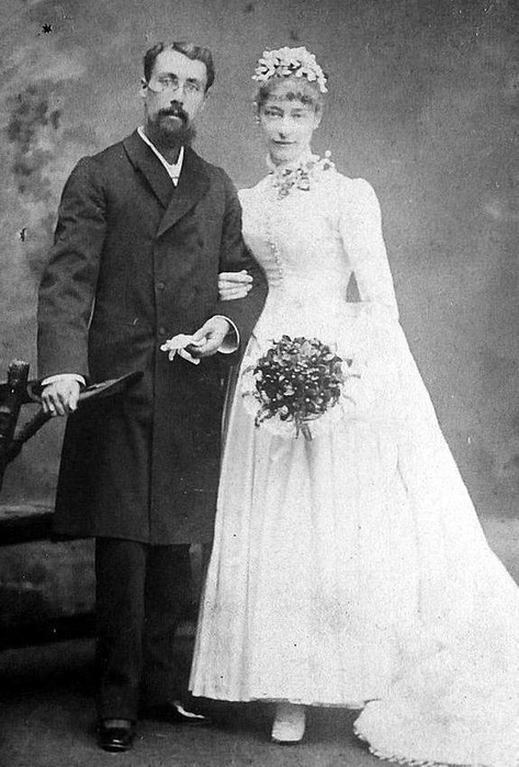 франция Жених и невеста, Франция 1882 год (473x700, 209Kb)