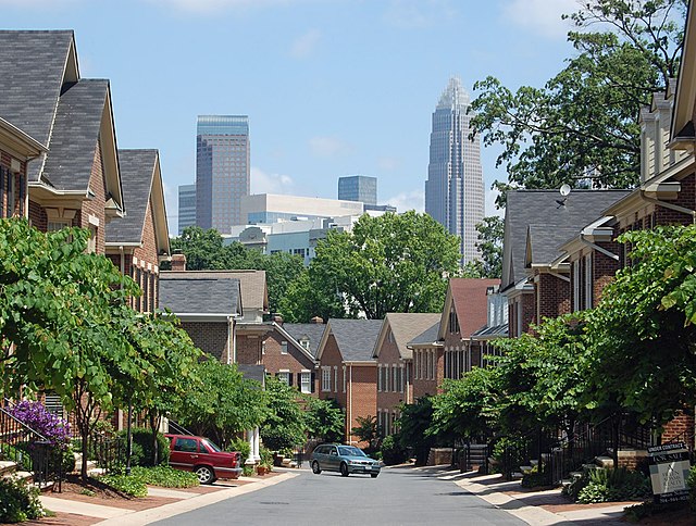 Dilworth,_Charlotte,_NC,_USA_-_panoramio (640x484, 126Kb)