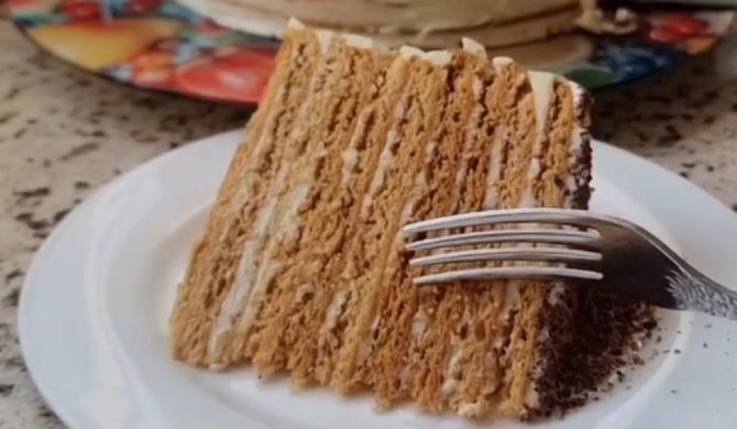 Домашний Торт Медовик со сгущенкой и маслом6 (670x390, 150Kb)