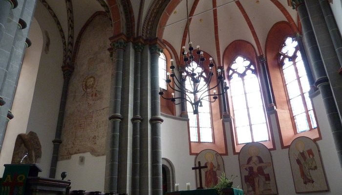 interni-della-chiesa (900x600, 57Kb)