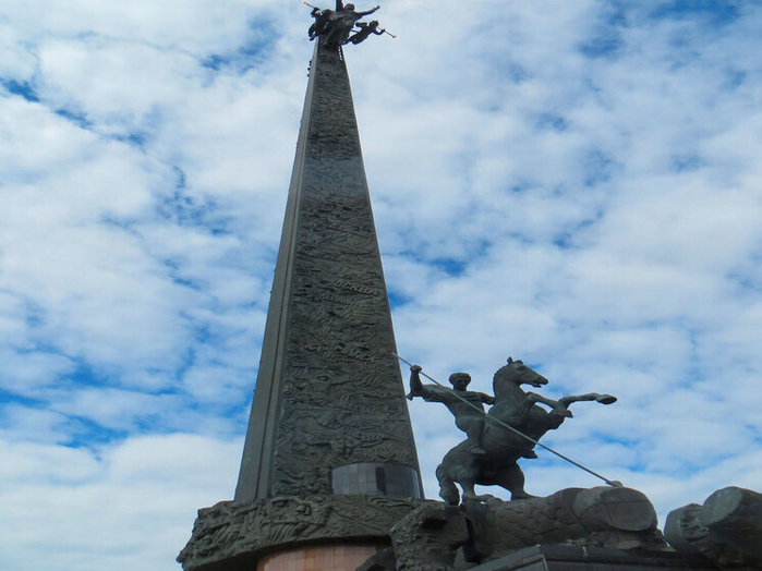 Обелиск победы Поклонная гора (700x524, 313Kb)