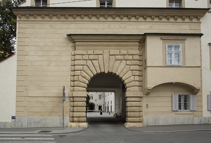Reste__Stadtmauer_und_Burg (900x674, 75Kb)