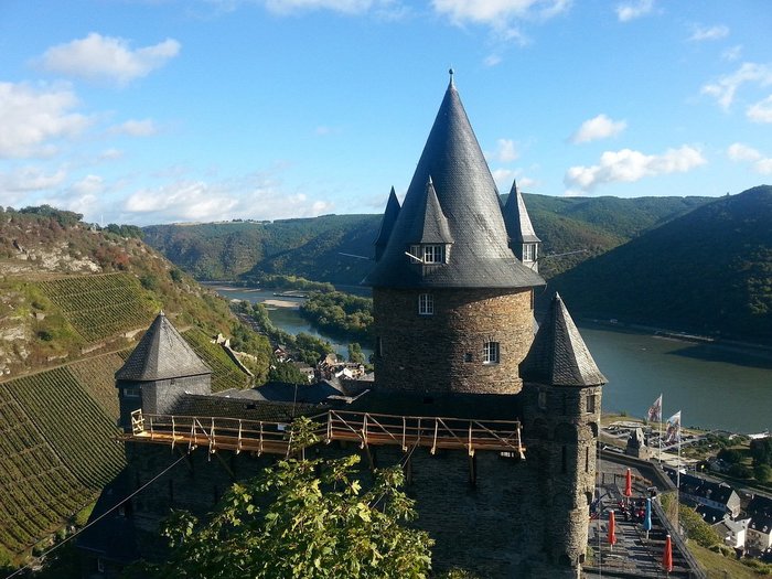 burg-stahleck-und-rhein (900x725, 94Kb)