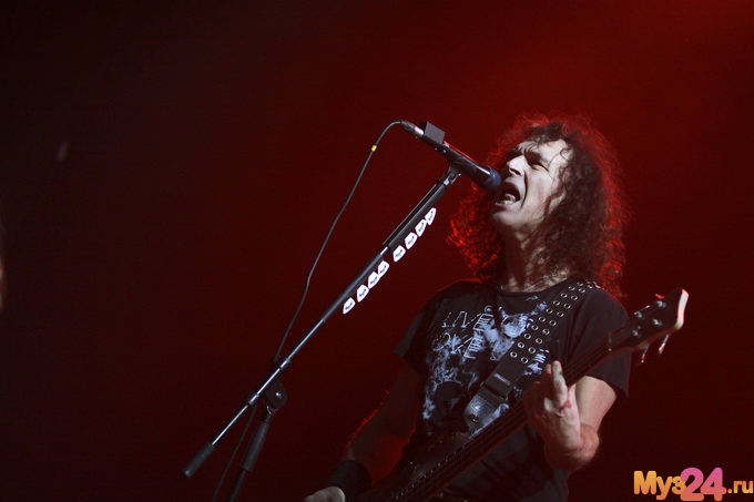 Скачать песню accept winter dreams