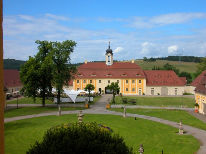 Замок Рамменау (нем. Barockschloss Rammenau) 33657