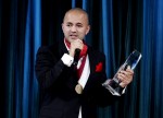 Марокканско-шведский продюсер и автор песен RedOne позирует на 58-ой Annual BMI Pop Awards в Беверли-Хиллз, Калифорния, 18 мая 2010 года.