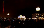 Сиднейская Опера. Яркий Сиднейский фестиваль (Vivid Sydney Festival) - праздник света, музыки и идей в Сиднее, 27 мая 2010 года.