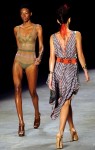 Работы дизайнера Triya на Rio Fashion Week, Коллекция лето 2010/2011, Пир Мауа, Рио-де-Жанейро, Бразилия, 1 июня 2010 года.