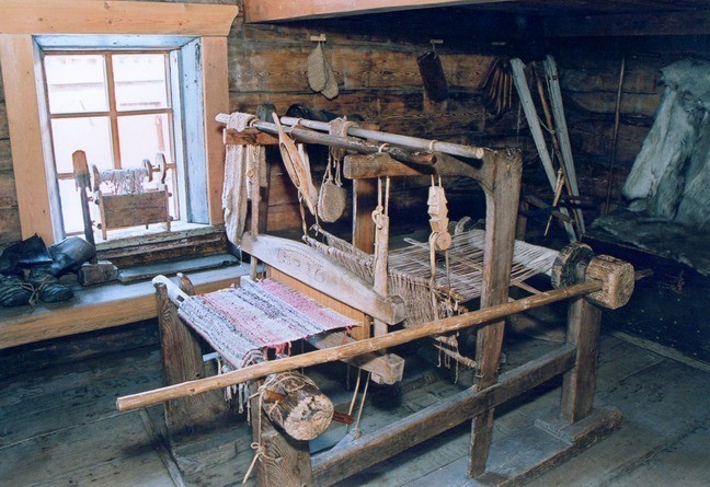 Ткацкий станок старинный своими руками Ткацкий станок старинный своими руками