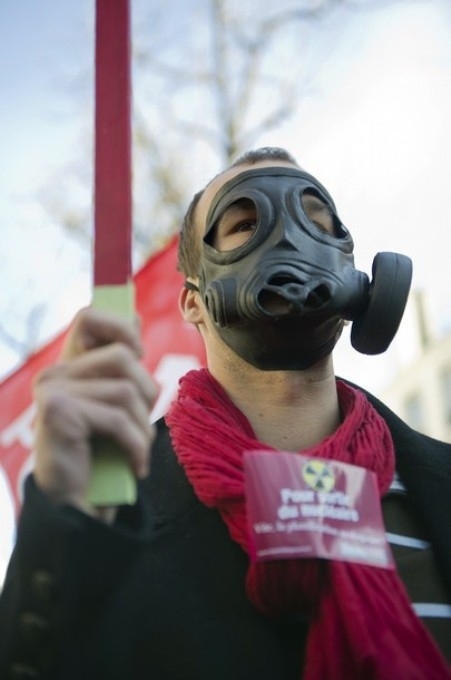 Анти-ядерные протесты в мире, март 2011 года.