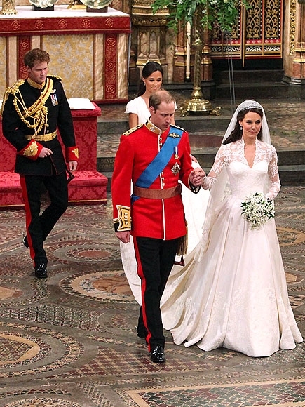 Prince William and his new bride Kate walk leave Westminster Abbey, London, following their marriage, followed by Prince Harry and Pippa Middleton. PRESS ASSOCIATION Photo. Picture date: Friday April 29, 2011. Photo credit should read: AD/AAD/starmaxinc.c