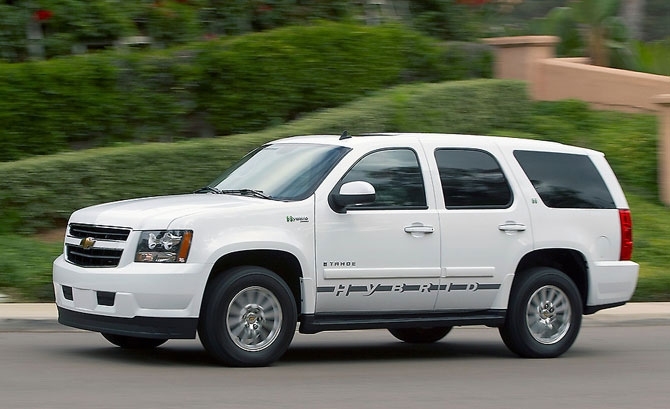 Chevrolet Tahoe Hybrid produced in 2008.