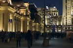 Площадь Павелецкого вокзала вечером