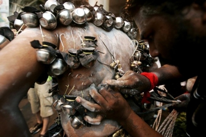 Индуистский Тайпусам фестиваль (Hindu festival Thaipusam), Куала-Лумпур, Малайзия, 19-20 января 2011 года.