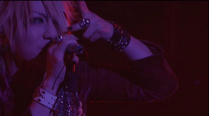 http://img0.liveinternet.ru/images/attach/b/0/10944/10944036_Gazette__STANDING_LIVE_TOUR_2006_NAMELESS_LIBERTY_SIX_GUNS_TOUR_FINAL_AT_BUDOKAN_disc_1.jpg