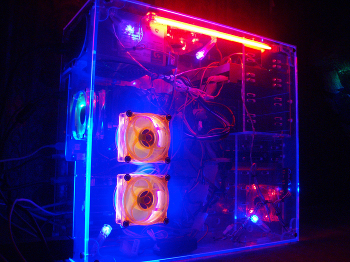  (700x525, 512Kb)