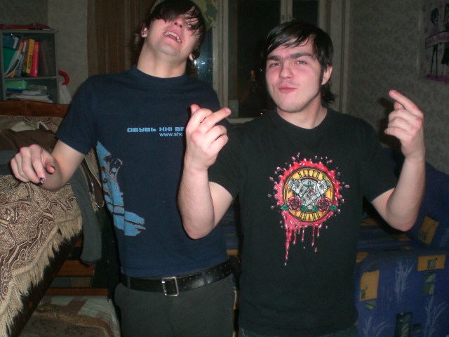  (640x480, 102Kb)