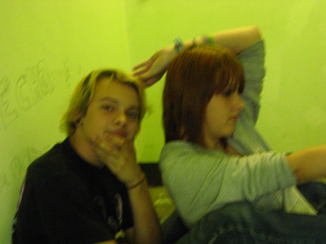  (640x480, 176Kb)